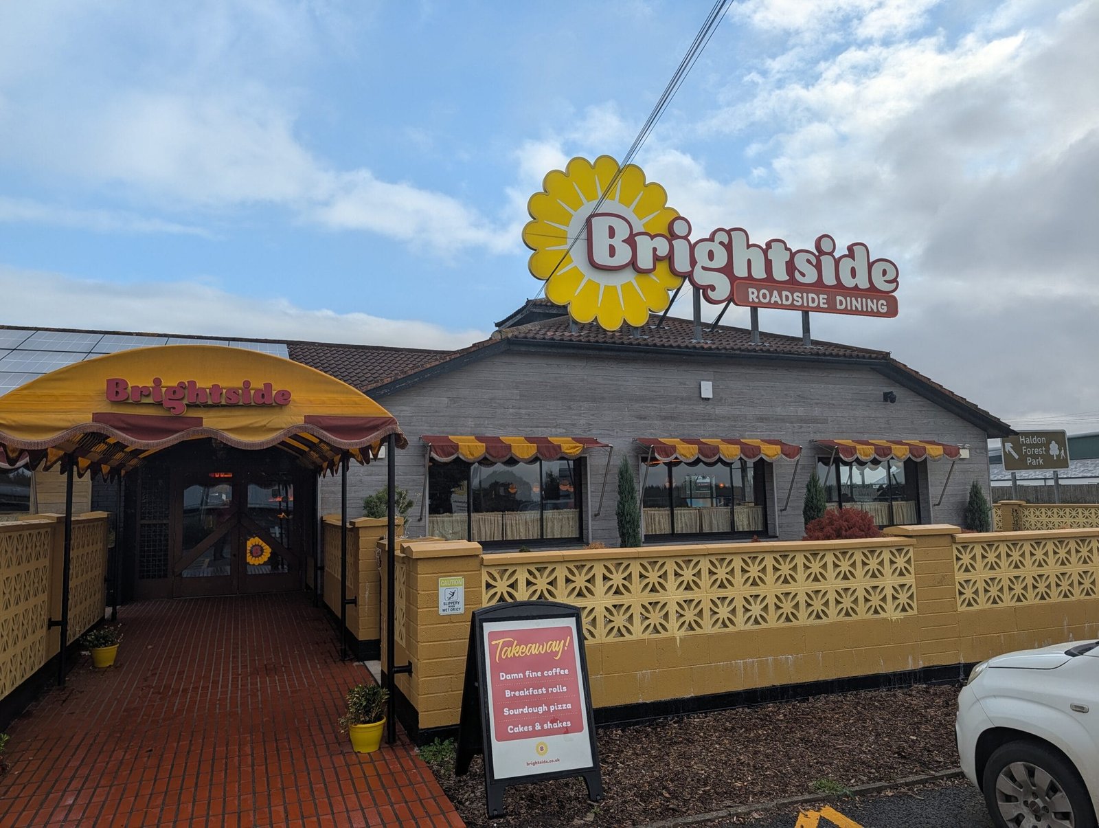 Tag 10 Brightside Restaurant