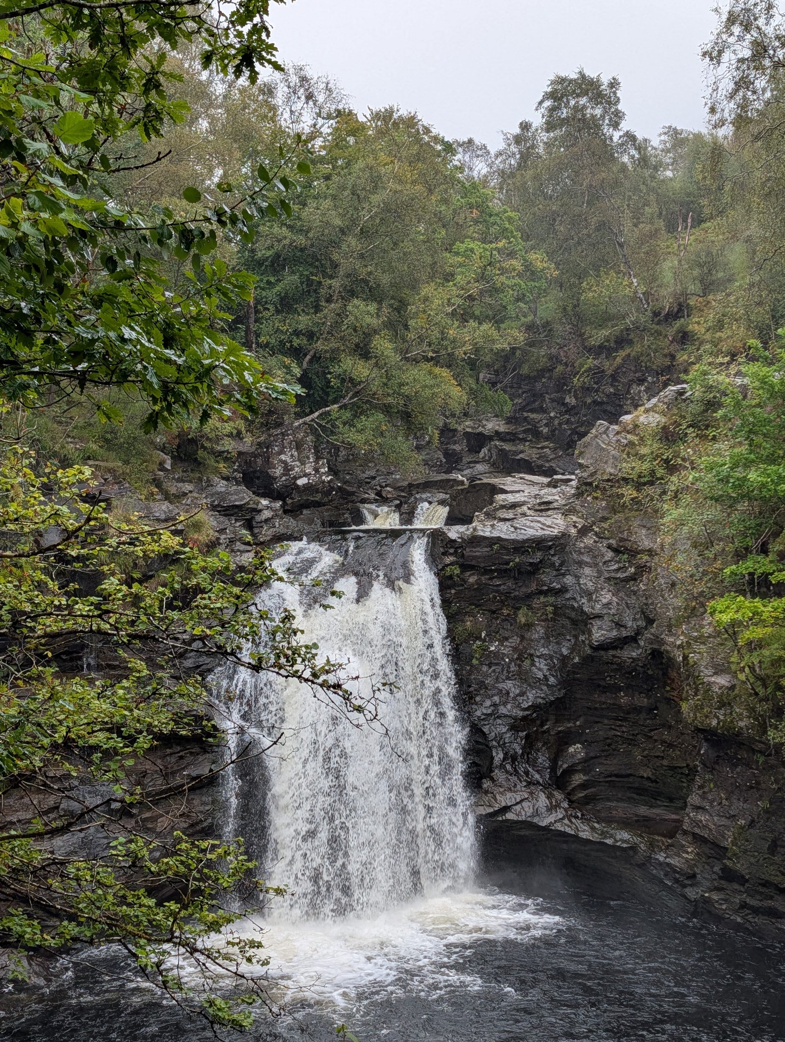 UK 2026 Tag 21 Loch Ness Falls of Falloch 2