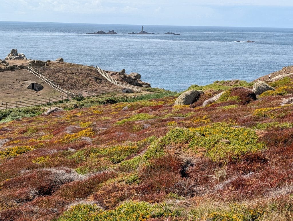 UK 2026 Tag 12 Lands End Heide 3 mit Strand