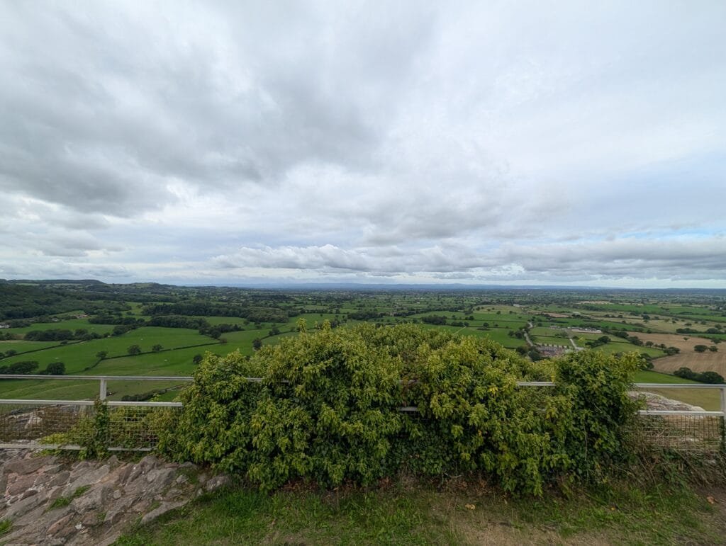 UK 2026 Tag 18 Lancaster Beestone Castle Blick in eine Richtung