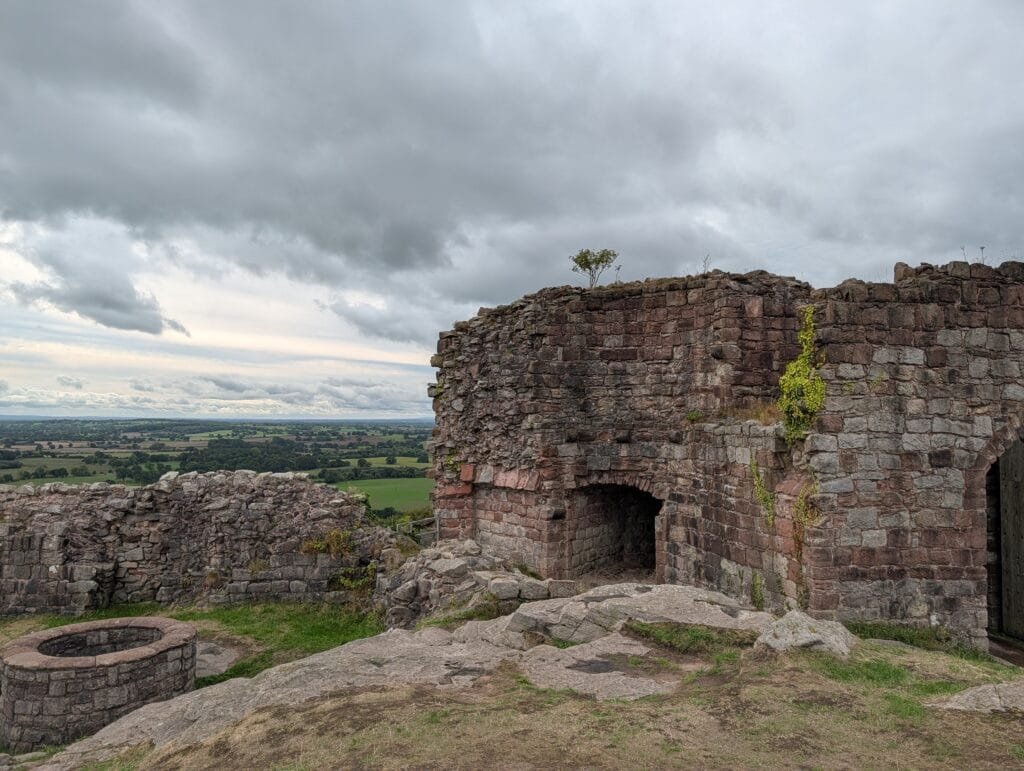 UK 2026 Tag 18 Lancaster Beestone Castle Blick in eine andere Richtung