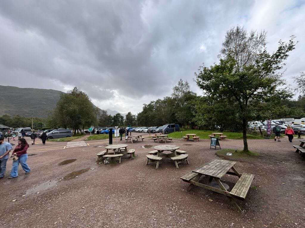 UK 2026 Tag 22 Loch Ness – der Harry Potter Glenfinnan Viadukt Parkplatz